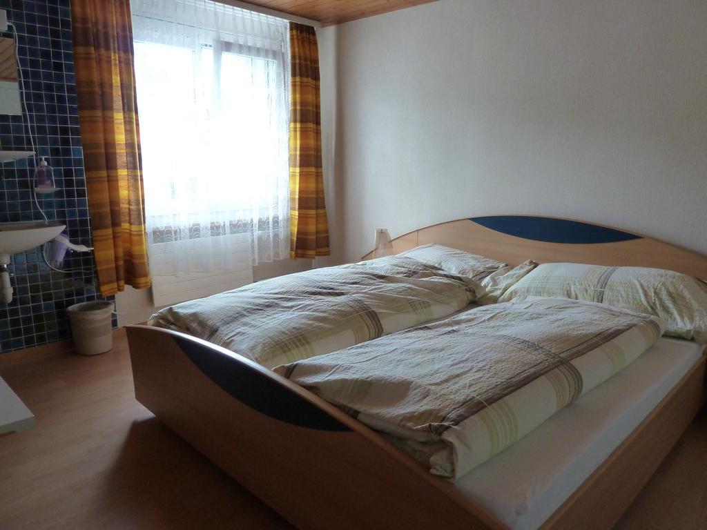 Backpackers Gasthaus Post Willisau Zimmer foto