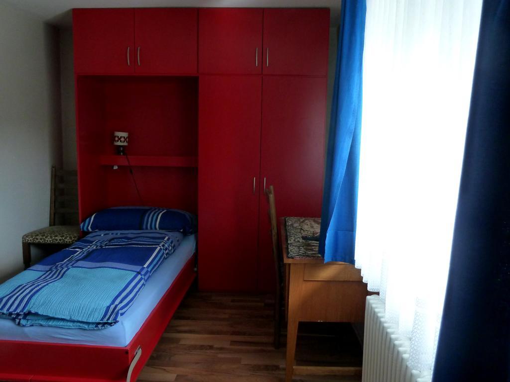 Backpackers Gasthaus Post Willisau Zimmer foto